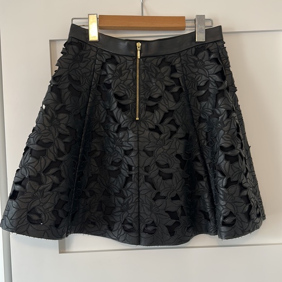 Club Monaco Black Leather Floral Mini Skirt - Picture 2 of 5